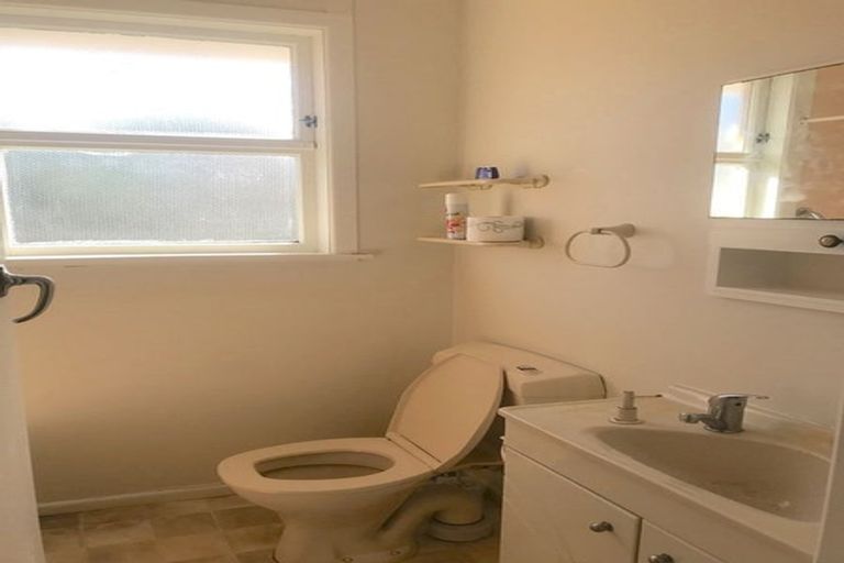 Photo of property in 4/576 Queen Street East, Levin, 5510