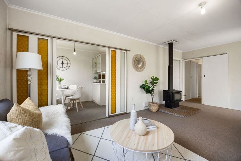 Photo of property in 22 Manapouri Place, Glenview, Hamilton, 3206