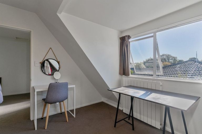 Photo of property in 2/106 Barrington Street, Somerfield, Christchurch, 8024