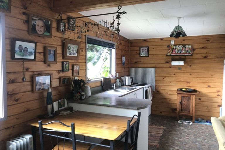 Photo of property in 6 Estaugh Close, Kauri, Kamo, 0185