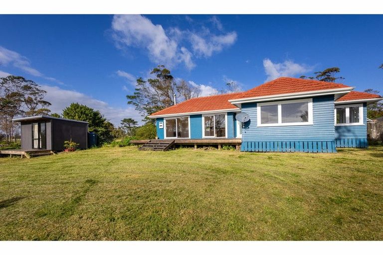 Photo of property in 76 Hospital Road, Te Kopuru, 0371