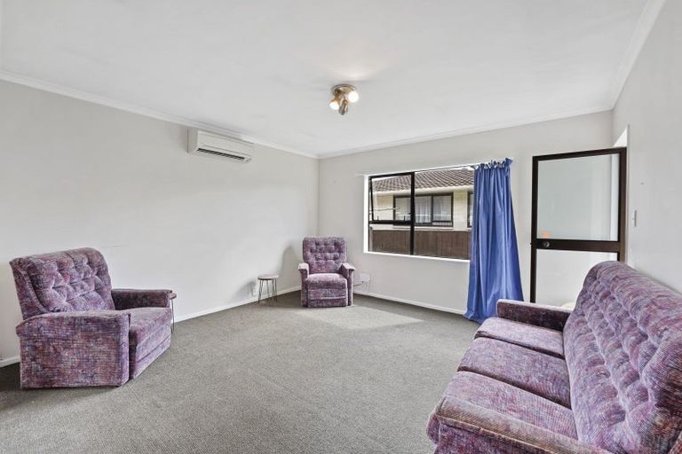 Photo of property in 1/51 Henry Street, Ebdentown, Upper Hutt, 5018