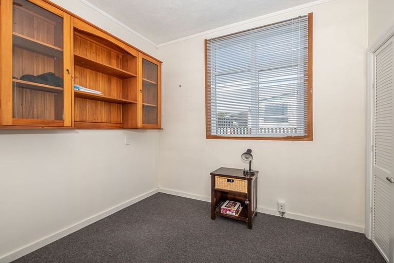 Photo of property in 169 Romilly Street, Westport, 7825