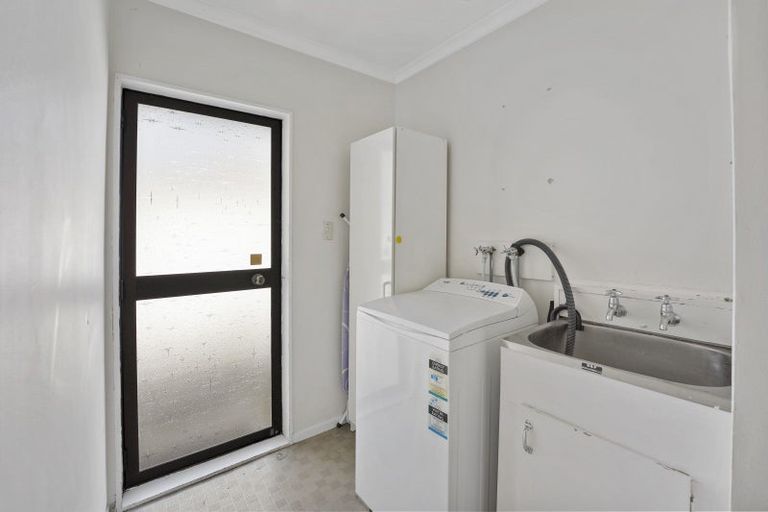 Photo of property in 1/51 Henry Street, Ebdentown, Upper Hutt, 5018