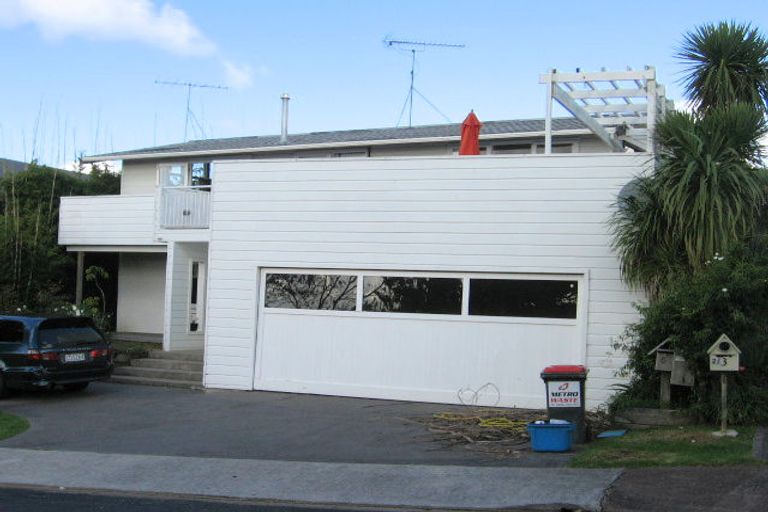 Photo of property in 5 Elgin Place, Red Beach, 0932