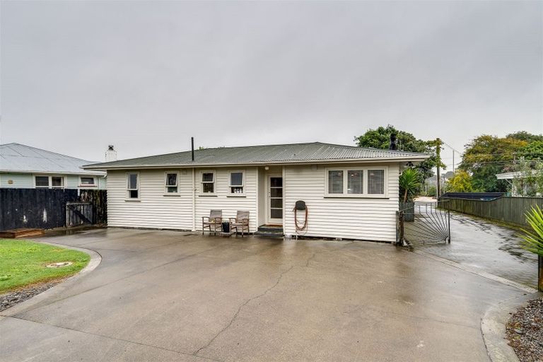 Photo of property in 500 Main North Road, Bay View, Napier, 4104