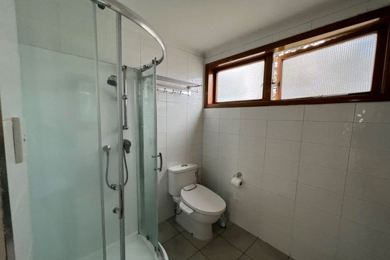 Photo of property in 8 Onepoto Road, Hauraki, Auckland, 0622