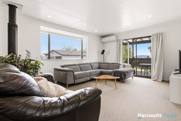 Photo of property in 84 Hyde Avenue, Richmond Heights, Taupo, 3330