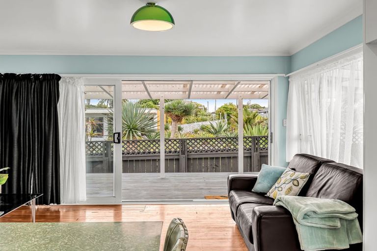 Photo of property in 31 Matai Street, Castlecliff, Whanganui, 4501