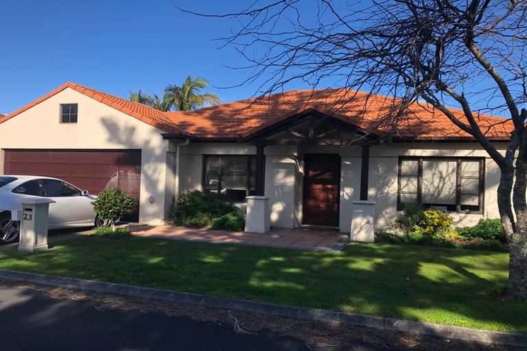 Photo of property in 23 Seneca Court, Golflands, Auckland, 2013