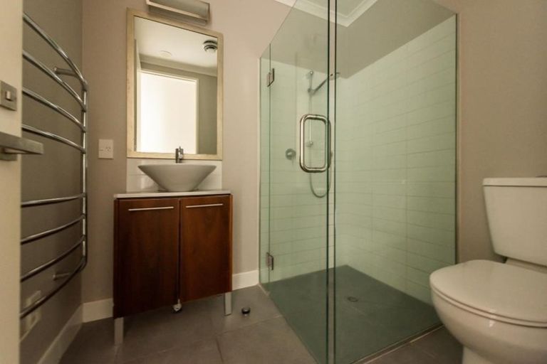 Photo of property in Augusta Apartments, 30/254 Willis Street, Te Aro, Wellington, 6011