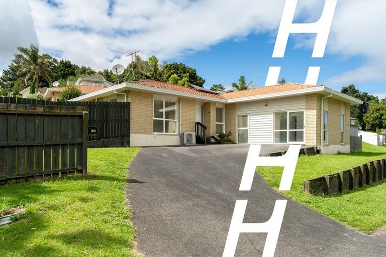 Photo of property in 44 De Havilland Drive, Goodwood Heights, Auckland, 2105