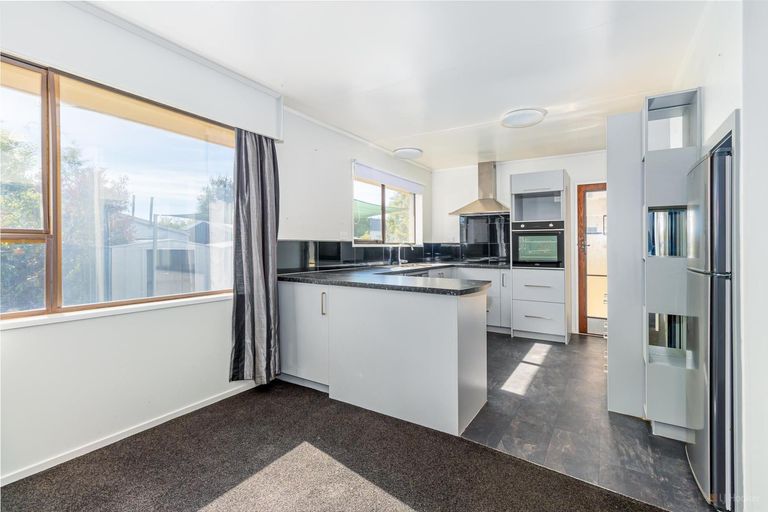 Photo of property in 5a Innes Street, Waimate, 7924