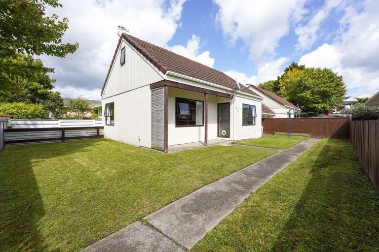 Photo of property in 1/51 Henry Street, Ebdentown, Upper Hutt, 5018