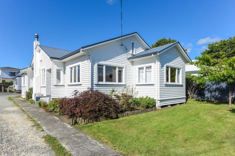 Photo of property in 17a Ranui Road, Stoke, Nelson, 7011