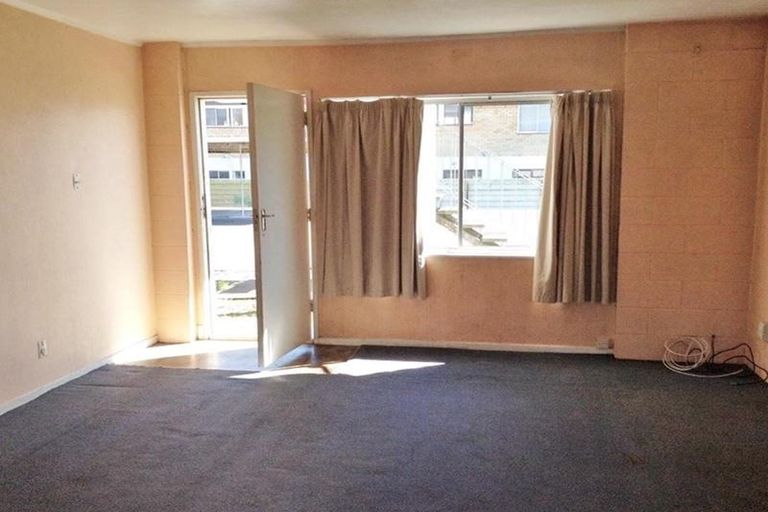 Photo of property in 4/90 Kenderdine Road, Papatoetoe, Auckland, 2025