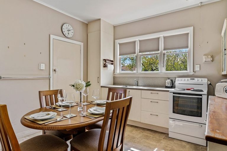 Photo of property in 338 Riverlaw Terrace, Saint Martins, Christchurch, 8022