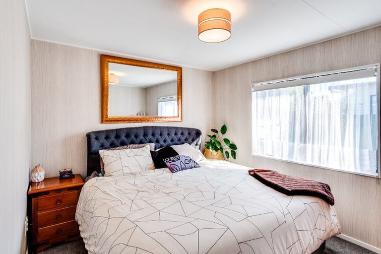 Photo of property in 25a Windsor Terrace, Taradale, Napier, 4112