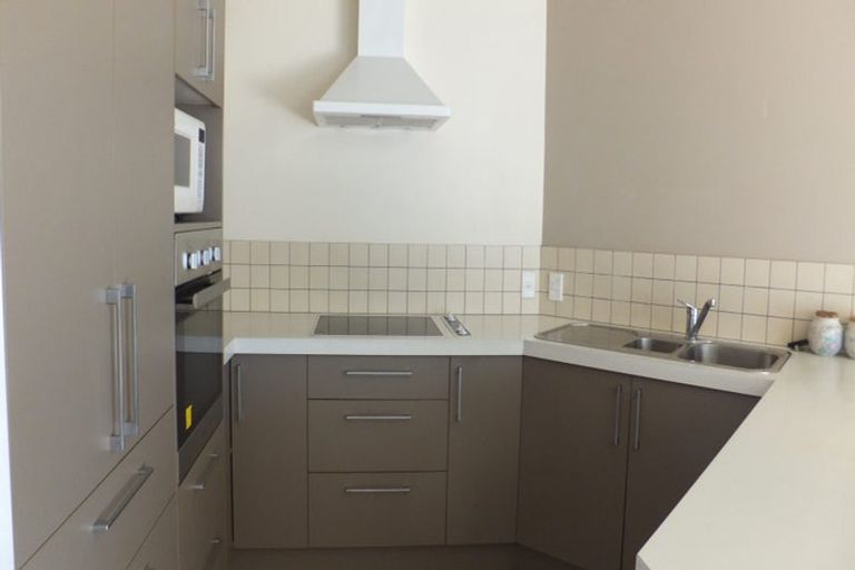 Photo of property in 14 Norwood Street, Beckenham, Christchurch, 8023