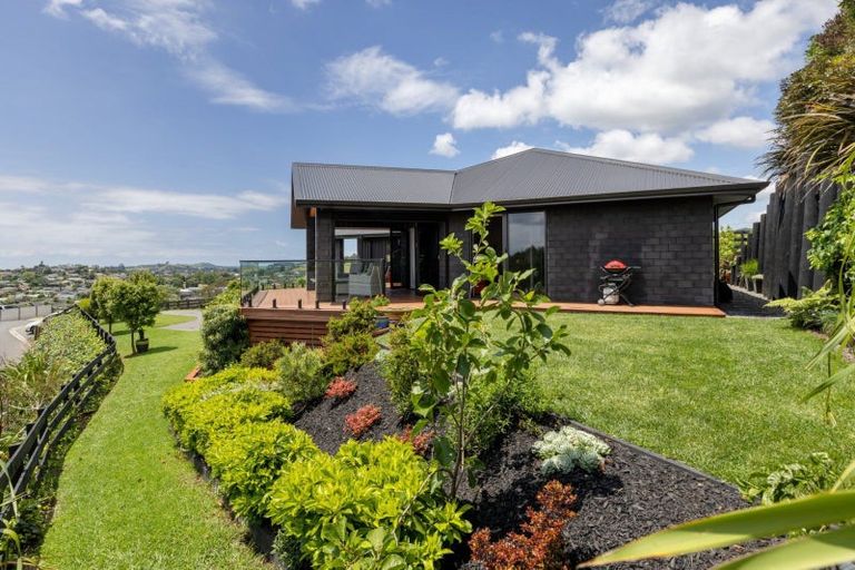 Photo of property in 20 Blackberry Way, Welcome Bay, Tauranga, 3175