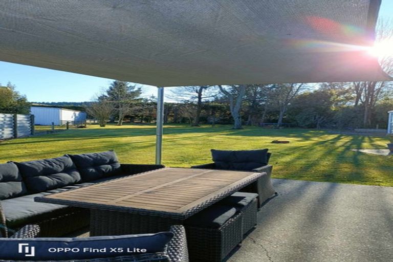 Photo of property in 15 Cross Street, Coalgate, 7673