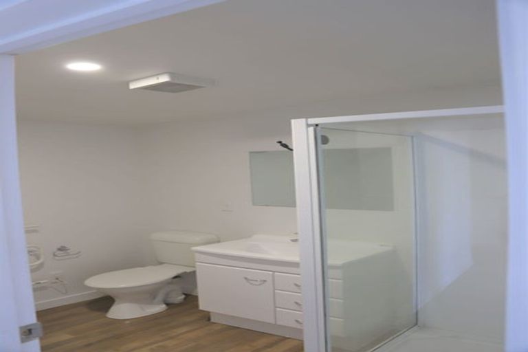 Photo of property in 2/44 Packe Street, Edgeware, Christchurch, 8013