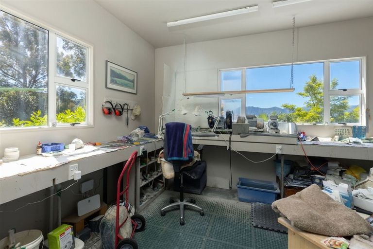 Photo of property in 2 Marina View Estate, Waikawa, Picton, 7281
