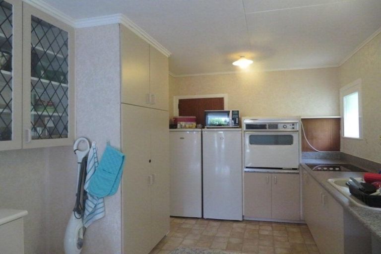 Photo of property in 231 Dowse Drive, Maungaraki, Lower Hutt, 5010