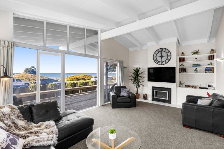Photo of property in 185 Marine Parade, Mount Maunganui, 3116