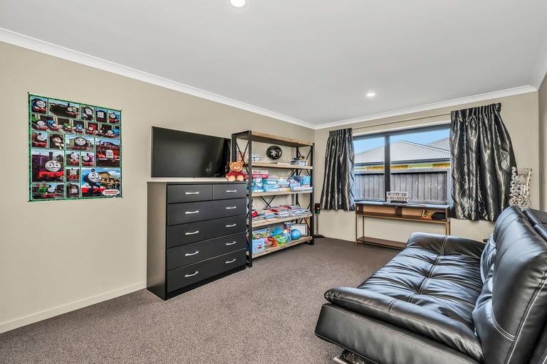 Photo of property in 13 Cressy Place, Darfield, 7510