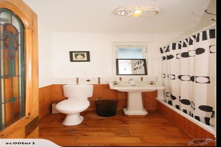 Photo of property in 69 Fulford Street, New Plymouth, 4310