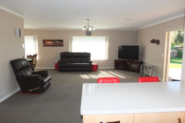 Photo of property in 8 Teppett Place, Foxton Beach, Foxton, 4815