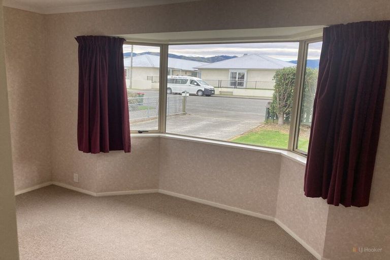 Photo of property in 7 Innes Street, Waimate, 7924