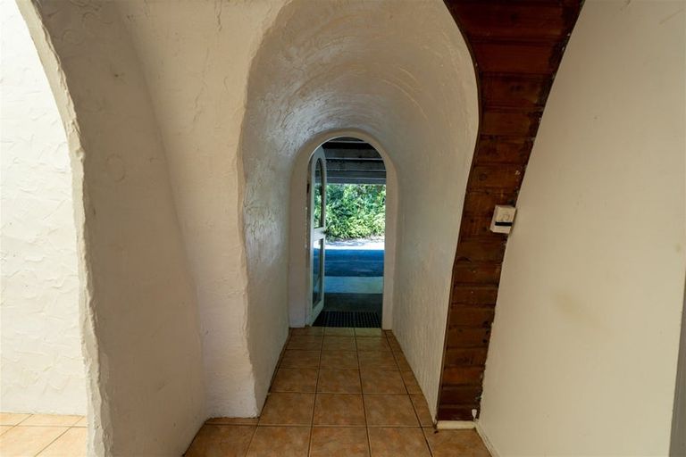 Photo of property in 127 Paihia Road, Kawakawa, 0210