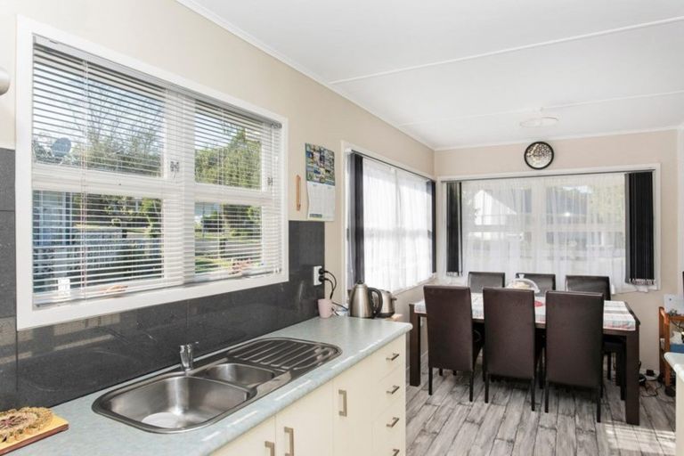 Photo of property in 4 Einstein Street, Outer Kaiti, Gisborne, 4010