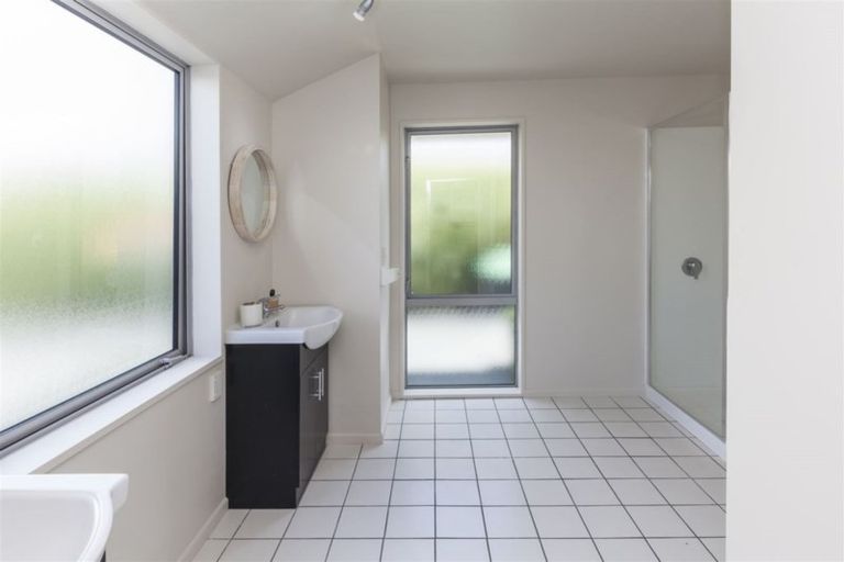 Photo of property in 9 Dunvegan Place, Harewood, Christchurch, 8051