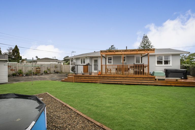 Photo of property in 41 Sheehan Avenue, Papakura, 2110