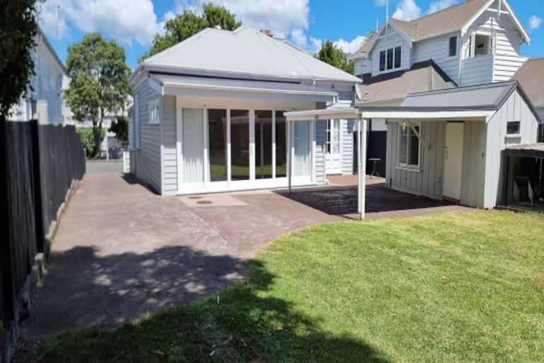 Photo of property in 31 Walters Road, Mount Eden, Auckland, 1024