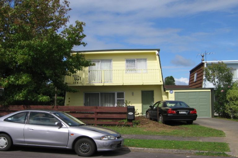 Photo of property in 2/13 Hedge Row, Sunnyhills, Auckland, 2010