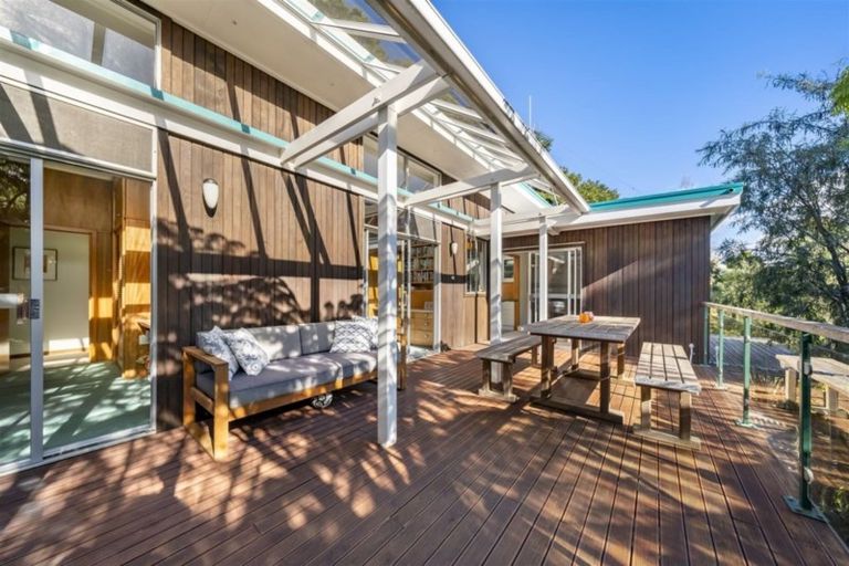 Photo of property in 74c Heretaunga Square, Silverstream, Upper Hutt, 5019