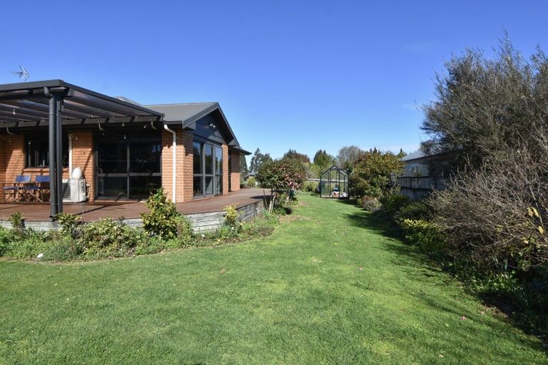 Photo of property in 10 Rexwood Estate, Carterton, 5713