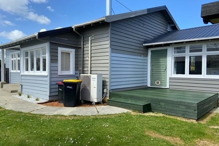 Photo of property in 102 Windsor Street, Windsor, Invercargill, 9810