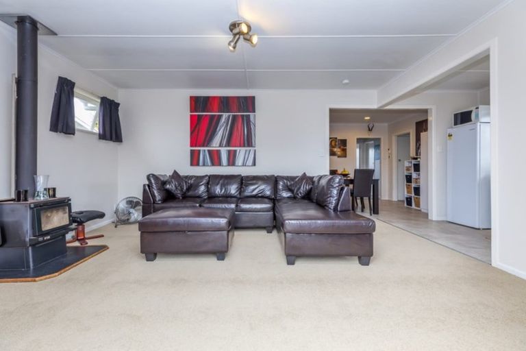 Photo of property in 111a Clevedon Road, Papakura, 2110