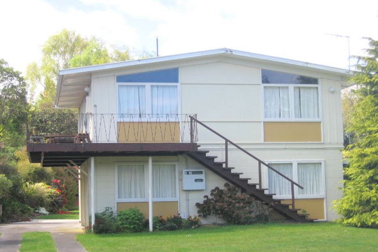 Photo of property in 8 Kowhai Road, Rainbow Point, Taupo, 3330