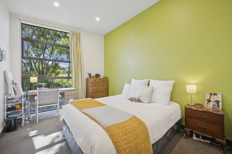 Photo of property in 173 Bing Lucas Drive, Tawa, Wellington, 5028