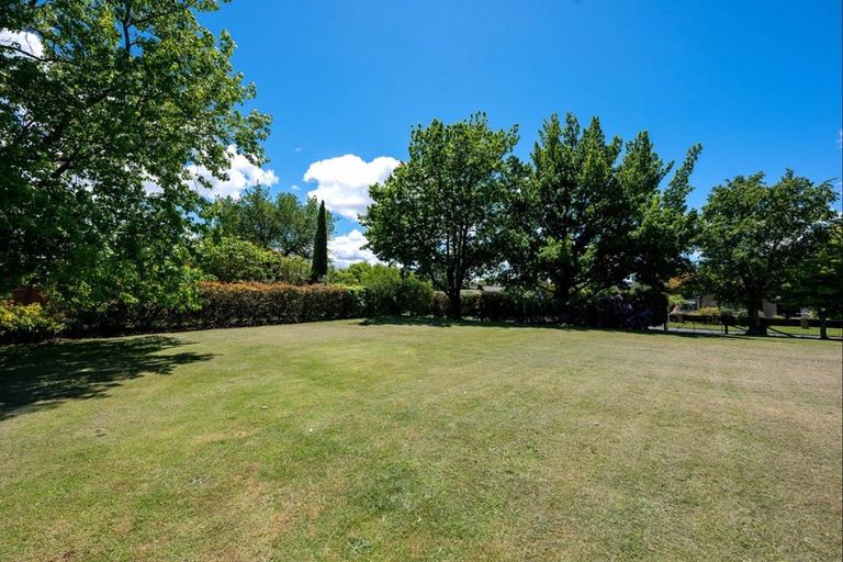 Photo of property in 11 Keitha Place, Kinloch, Taupo, 3377