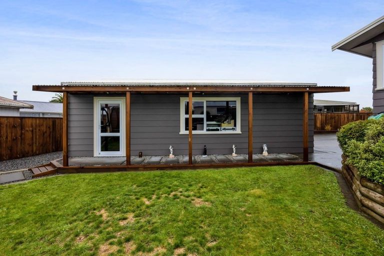 Photo of property in 30 Oberon Street, Stratford, 4332