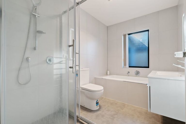 Photo of property in 9 Earlywood Road, Takanini, 2110