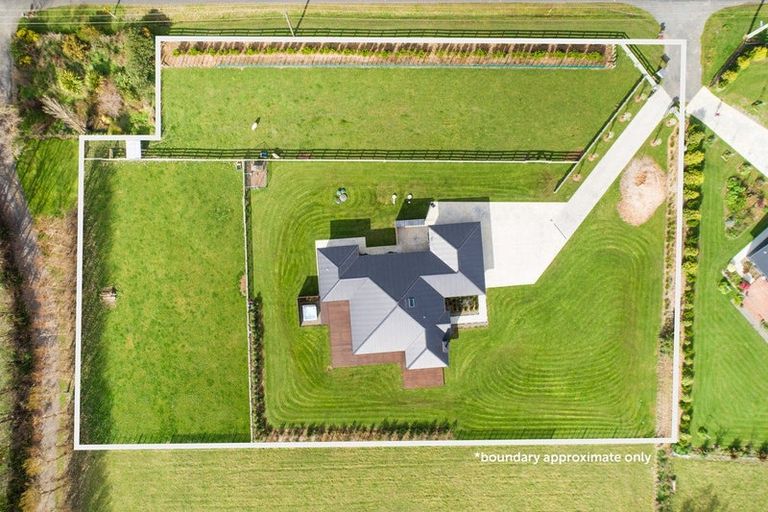 Photo of property in 140 Mount Biggs Road, Halcombe, 4779