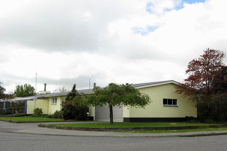 Photo of property in 6 Palmer Street, Rangiora, 7400